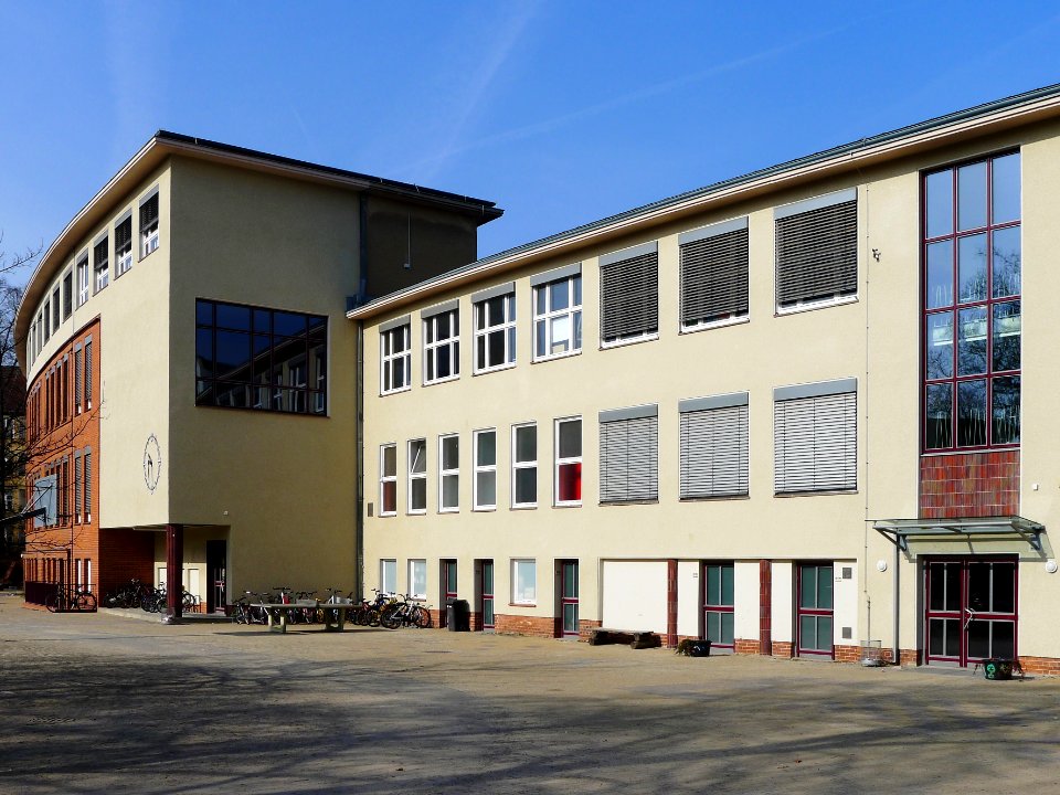 Lauenburger Straße 24 (Berlin-Steglitz)