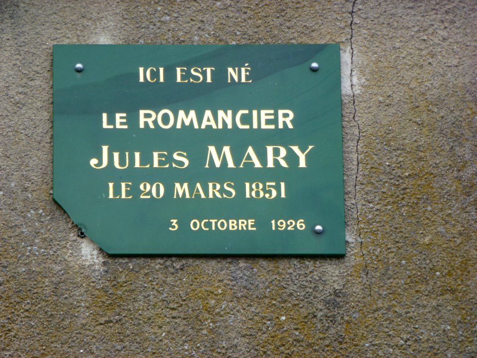 Launois-sur-Vence (Ardennes) plaque maison natale Jules Mary