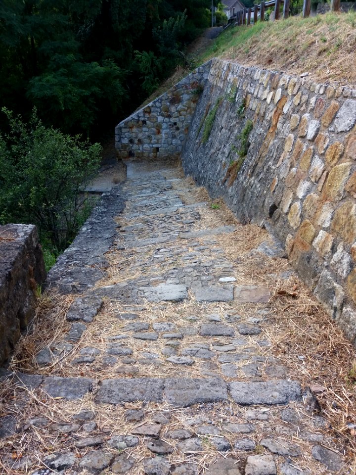 Largentière - Tribunal - Chemin à côté de la montée du Tribunal