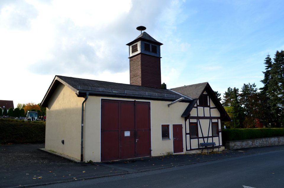 Laubuseschbach, Feuerwehrgerätehaus