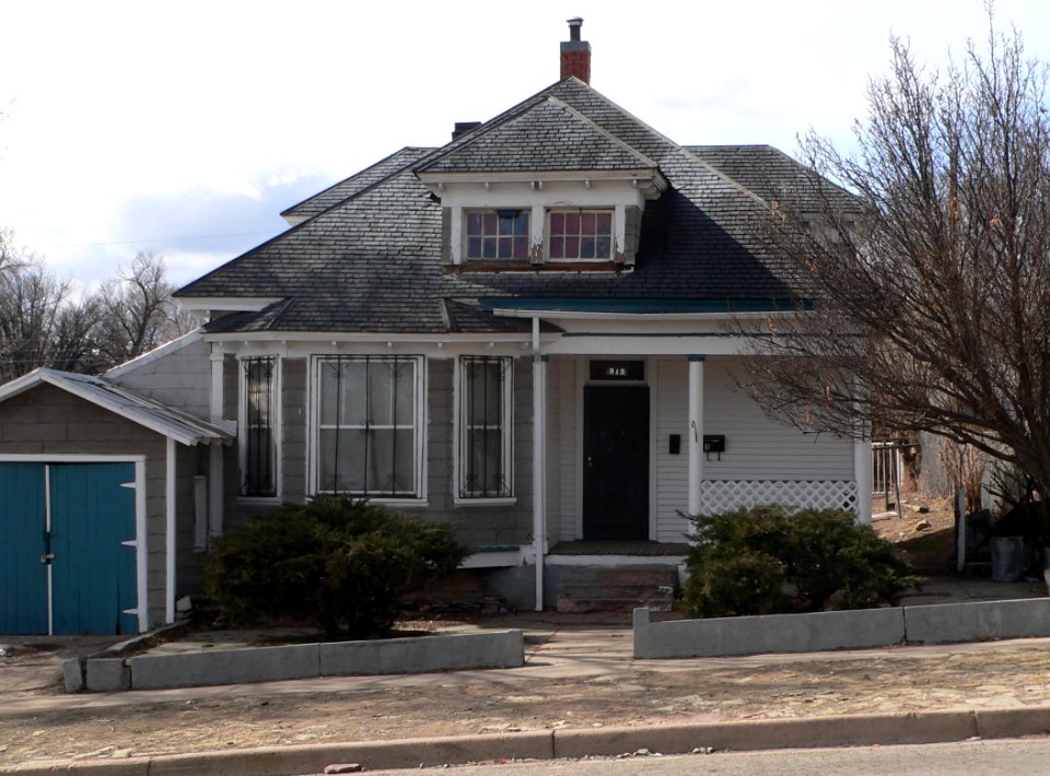 Las Vegas, New Mexico, 915 2nd Street 2