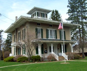 Larrowe House Apr 11