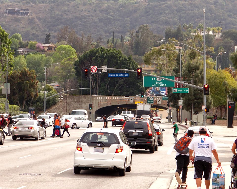 Lankershim blvd at hollywood fwy