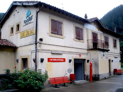Las Caldas de Besaya - Estación de Adif 1