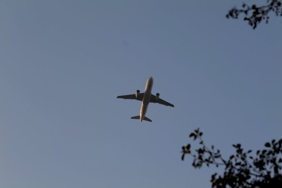 Last airplane starting at TXL above Schäfersee 07