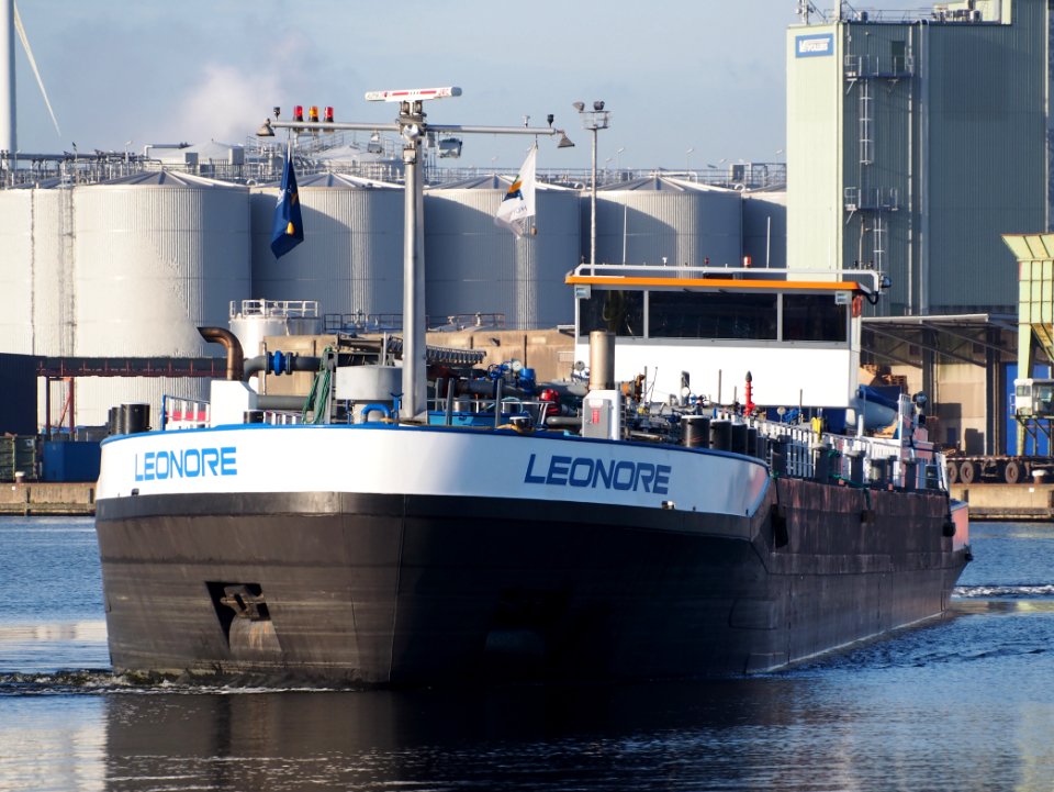 Leonore ENI 02333003 Port of Amsterdam pic1