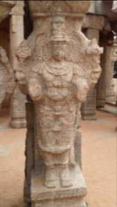 Lepakshi pillar sculpter 18