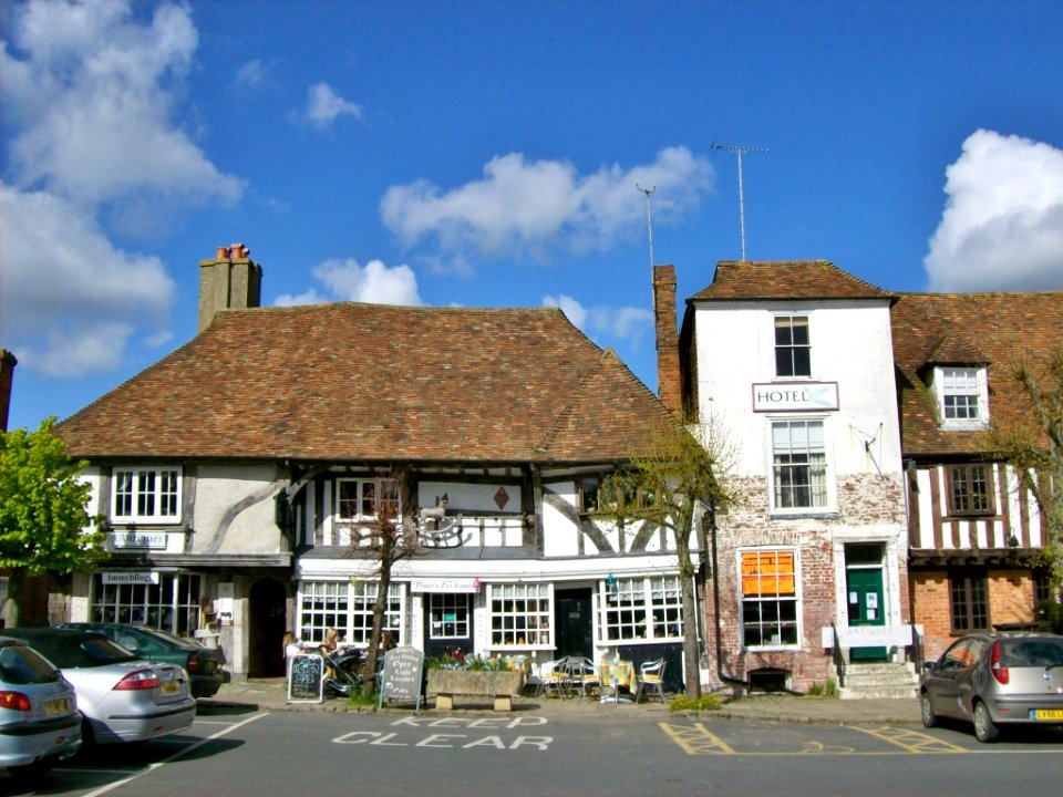 Lenham, village square