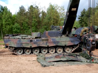 Leopard 2 ARV photo-5