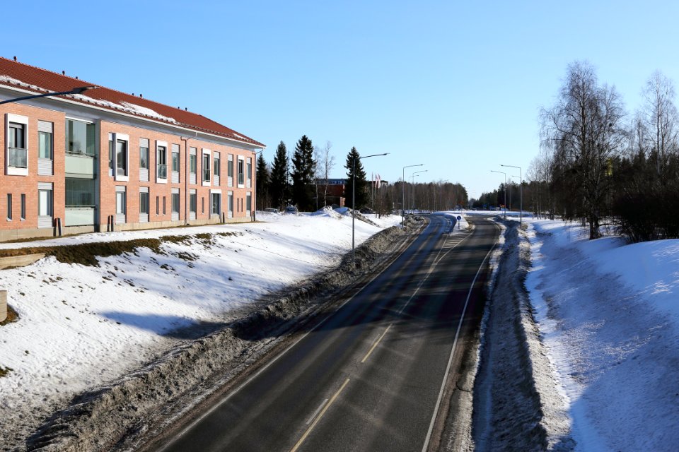 Lentokentäntie Oulu 20180407 02