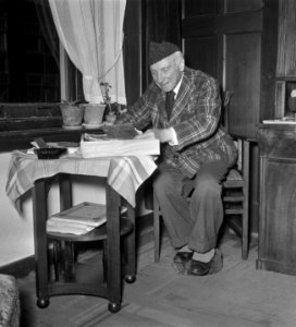Leo de Leeuwe, de oudste operazanger van ons land, zal op 25 november 1952 zijn , Bestanddeelnr 905-4174
