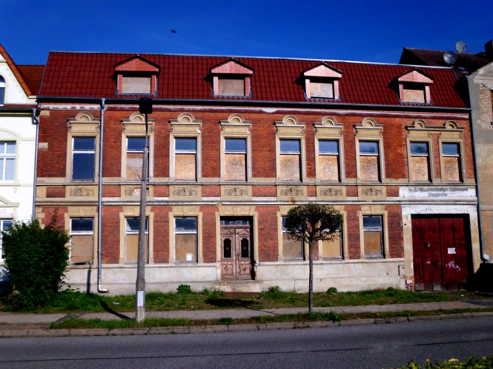 Lenzener straße nr 7 1