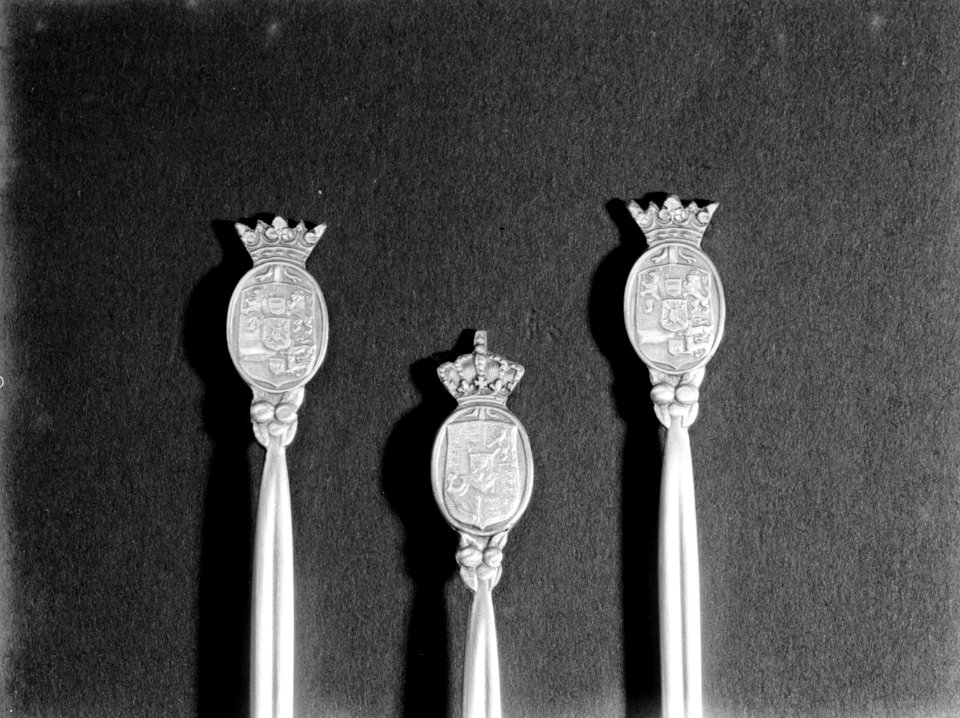 Lepeltjes met wapens van de fa Gerritsen & Van Kempen in Zeist, Bestanddeelnr 190-0559