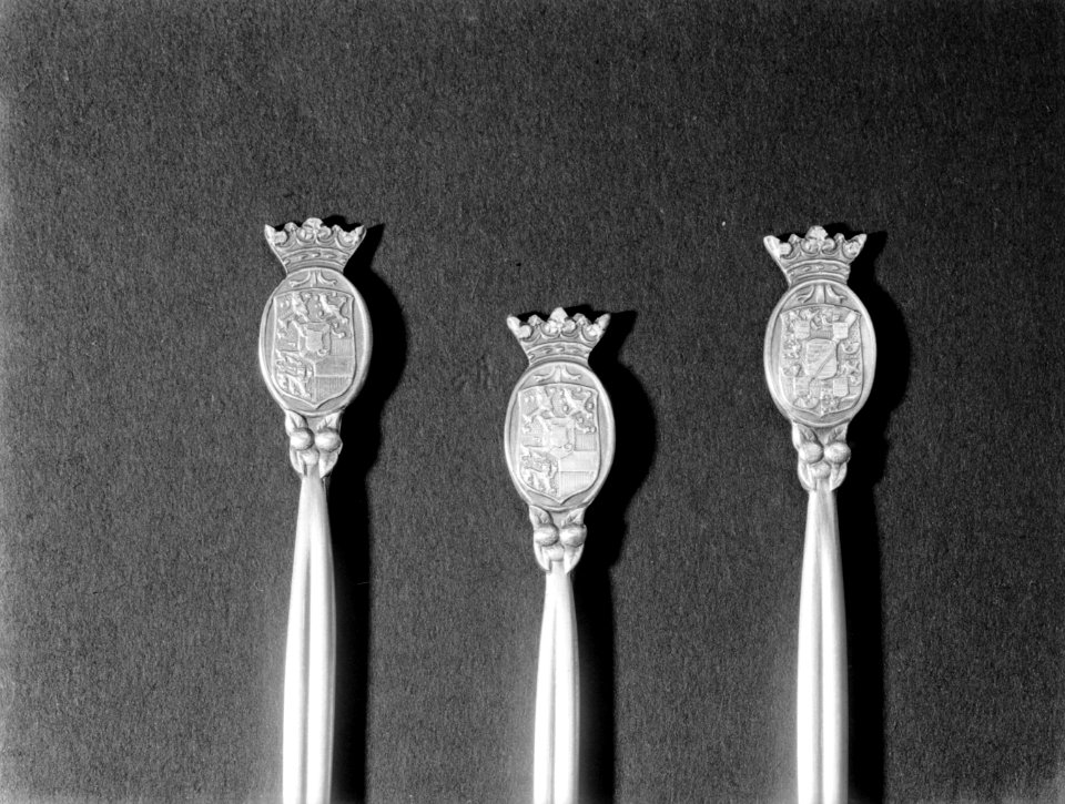 Lepeltjes met wapens van de fa Gerritsen & Van Kempen in Zeist, Bestanddeelnr 190-0558
