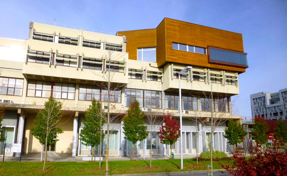 Lejona - Campus de Bizkaia de la UPV-EHU - Rectorado 1