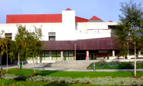 Lejona - Campus de Bizkaia de la UPV-EHU - Aula Magna 05