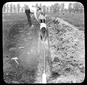 Leggen van drains, Bestanddeelnr 194-0247