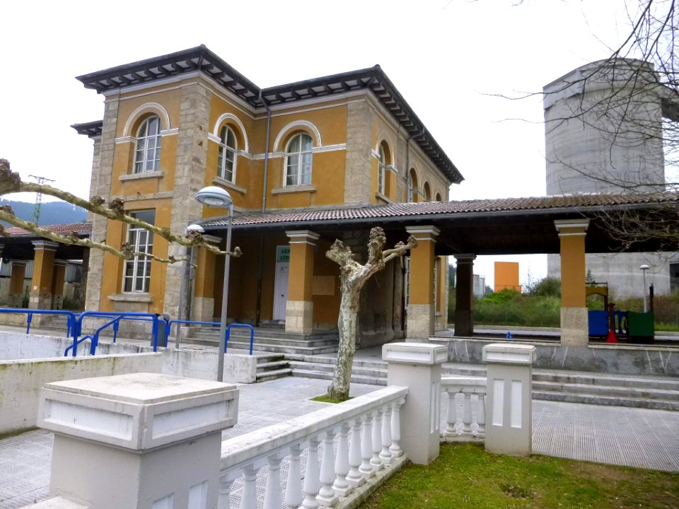 Lemoa - Biblioteca