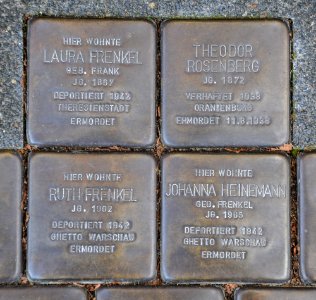 Lemgo - 2014-09-27 - Stolpersteine Frenkel & Co (12)