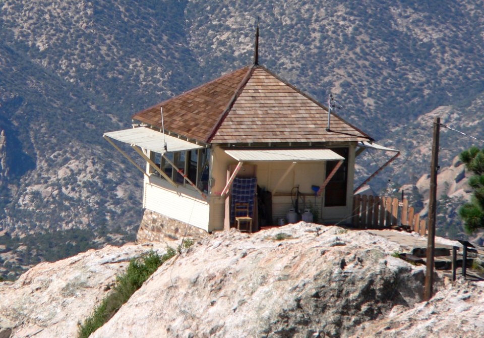 Lemmon Rock lookout 1