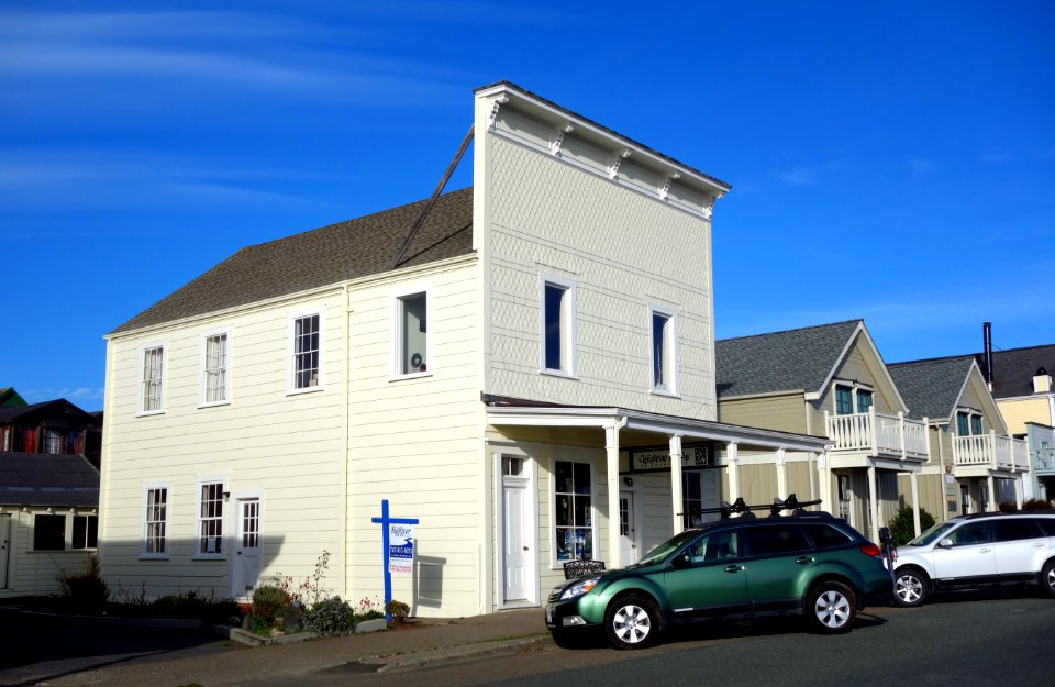 Lemos' Saloon - Mendocino, California - DSC01738