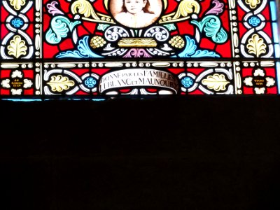 Les Ormes (Vienne) église, vitrail 05, signature