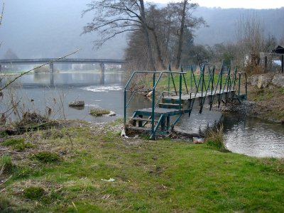 Les Hautes-Rivières (Ardennes) Ruisseau de St.Jean, confluence avec Semoy (2)