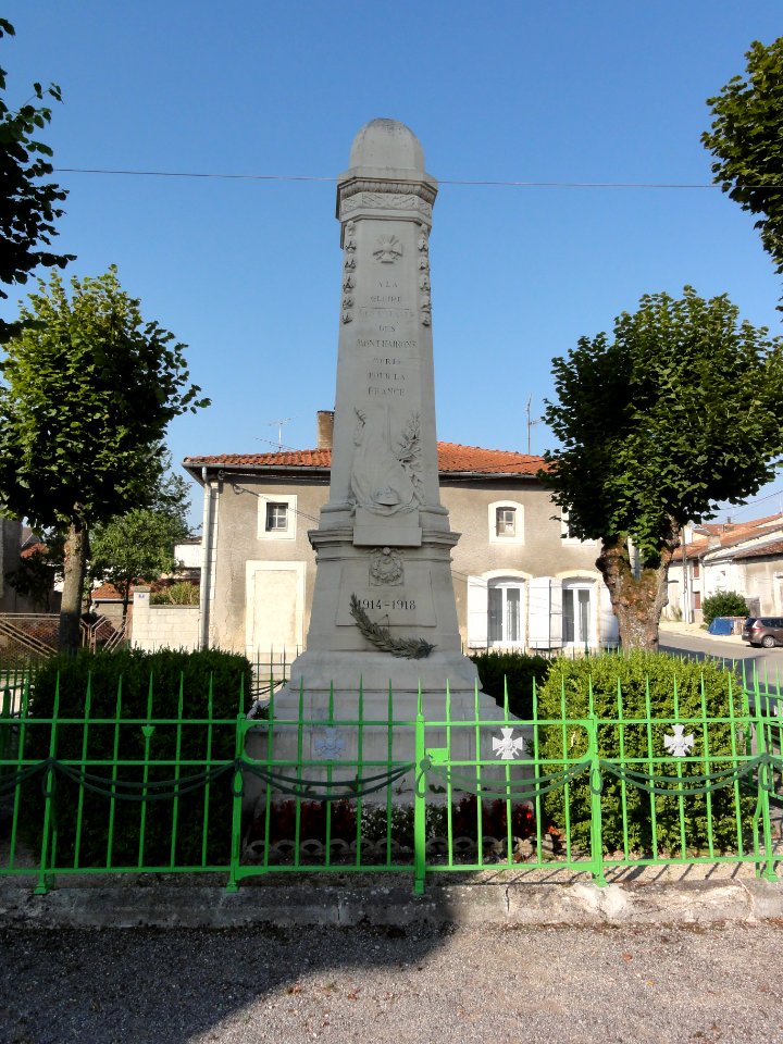 Les Monthairons (Meuse) monument aux morts (01)