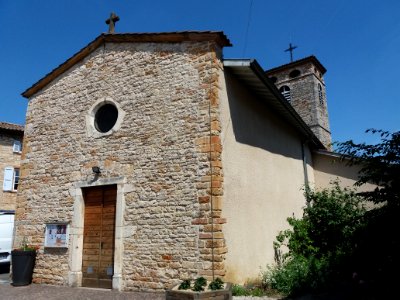 Les Chères - Façade de l'église