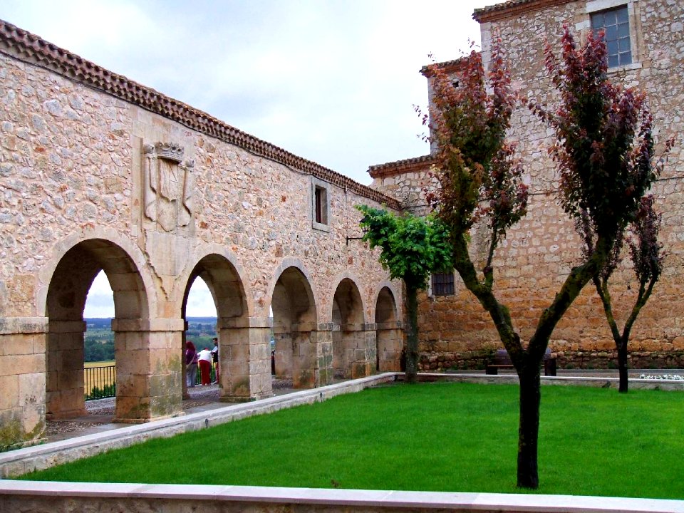 Lerma, plaza de Santa Clara 02
