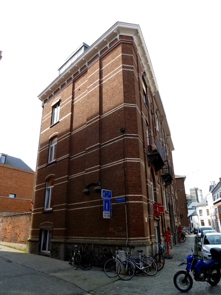 Leuven-Onze-Lieve-Vrouwstraat 1 (2)