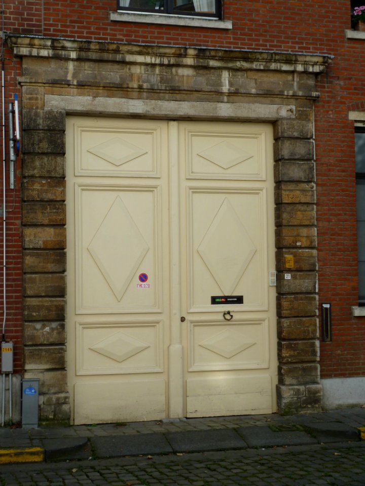 Leuven-Onze-Lieve-Vrouwstraat 21 (1)
