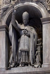 Leo XII statue de Fabris 1836 Saint Peter's Basilica Vatican City photo