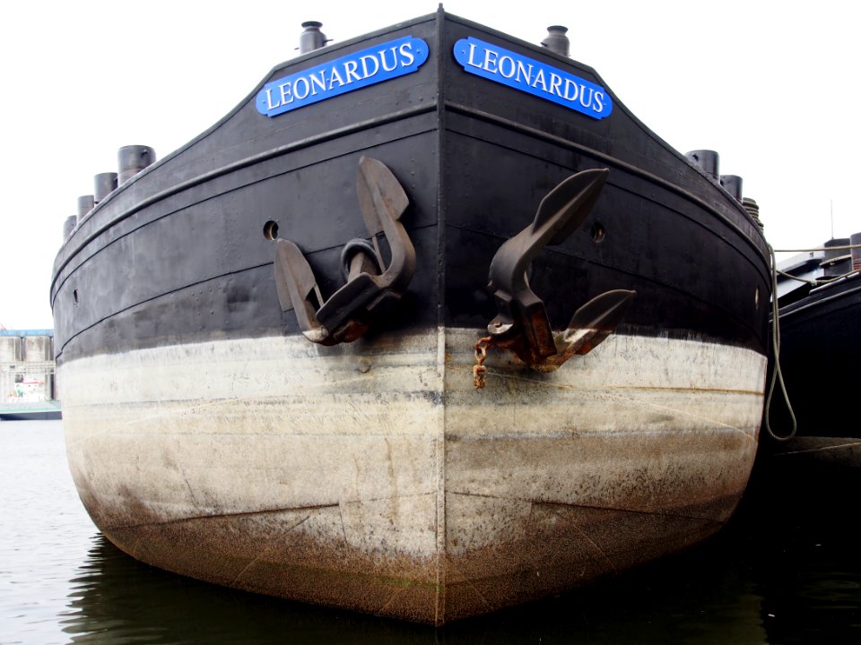 Leonardus (ship, 1912), ENI 02100641 at the Neptunushaven, Port of Amsterdam