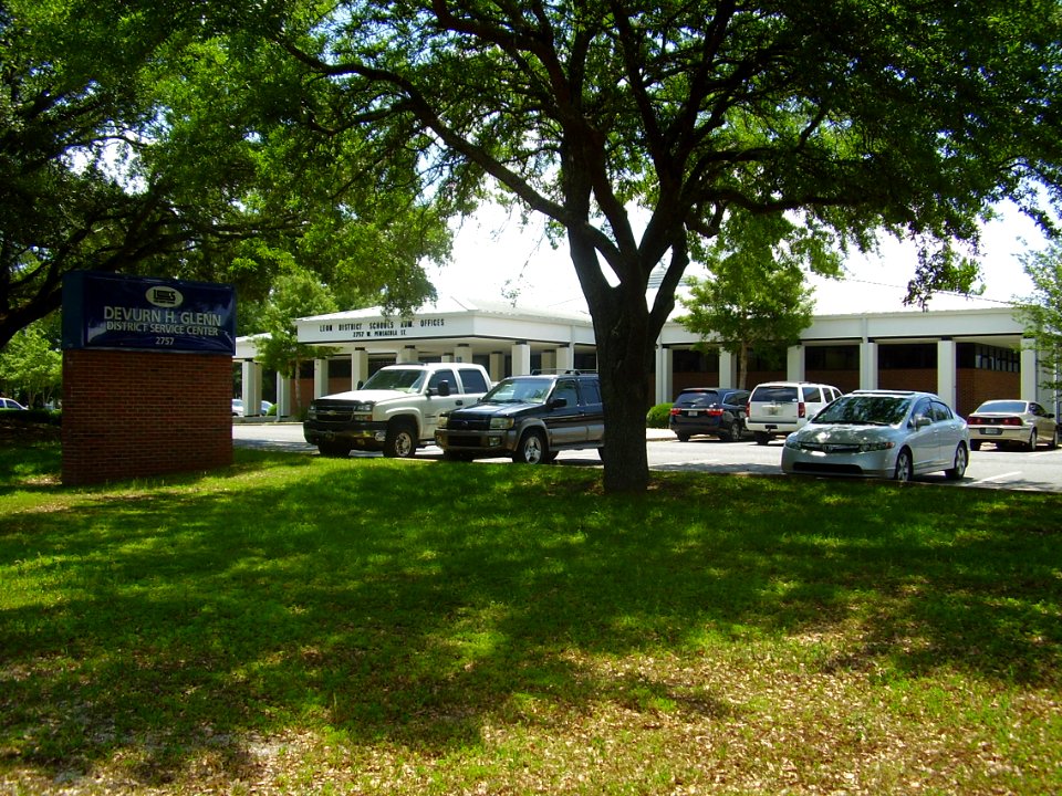 LeonCountySchoolsHQ1