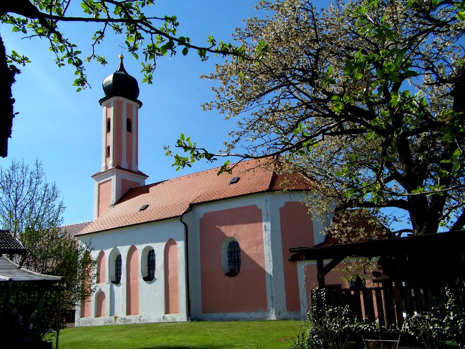 Leonhardshaun-kirche-sankt-leonhard
