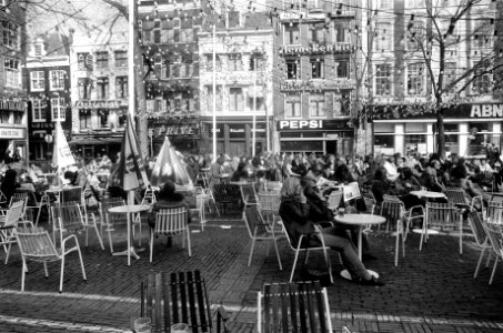 Lente vol terras op Leidseplein Amsterdam, Bestanddeelnr 927-8205 photo