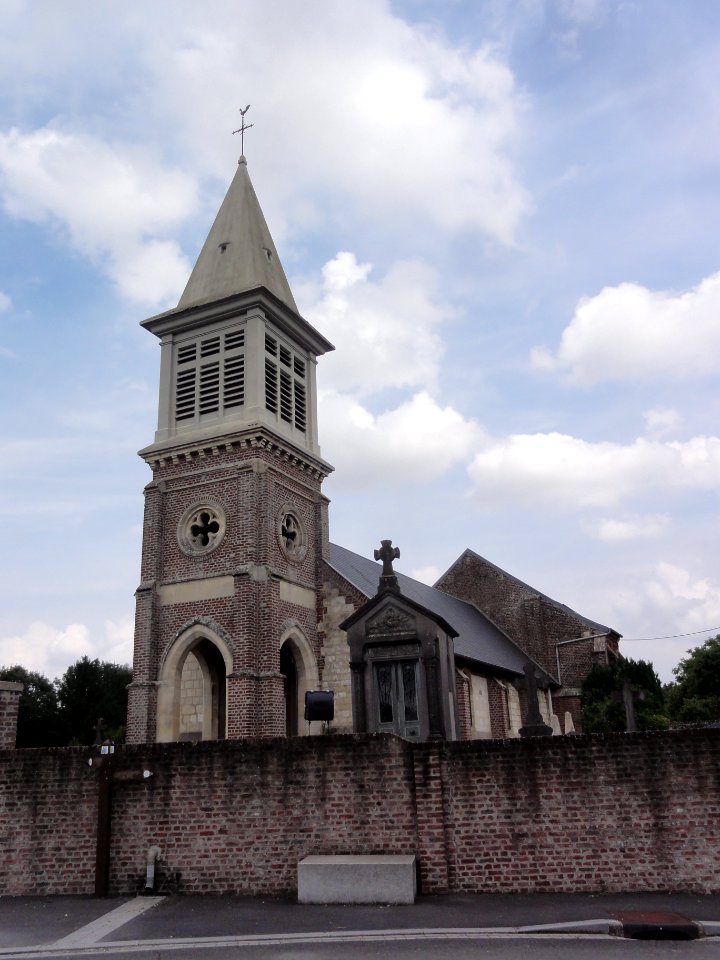 Lesdins (Aisne) église