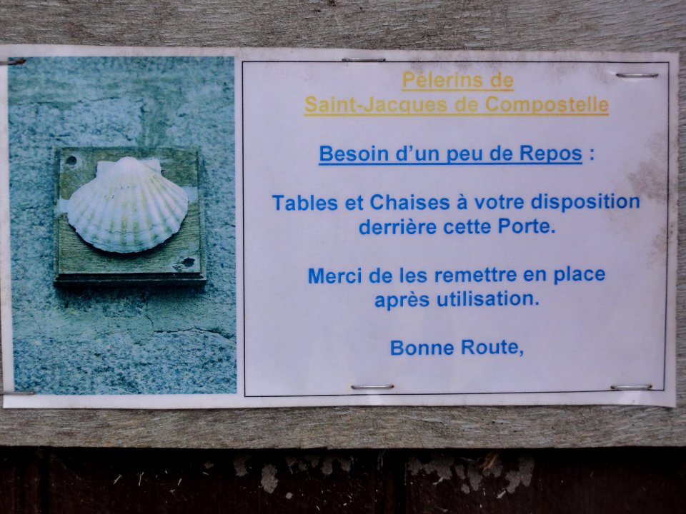 Les Églises-d'Argenteuil (Charente-Maritime) repos du pèlerin