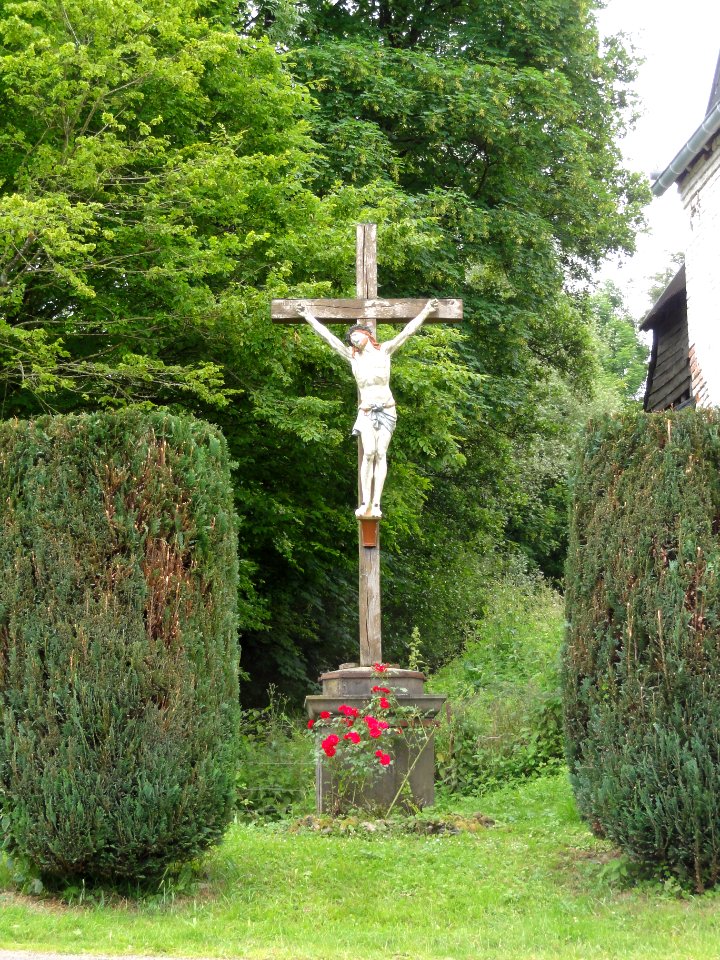 Lerzy (Aisne) croix de chemin