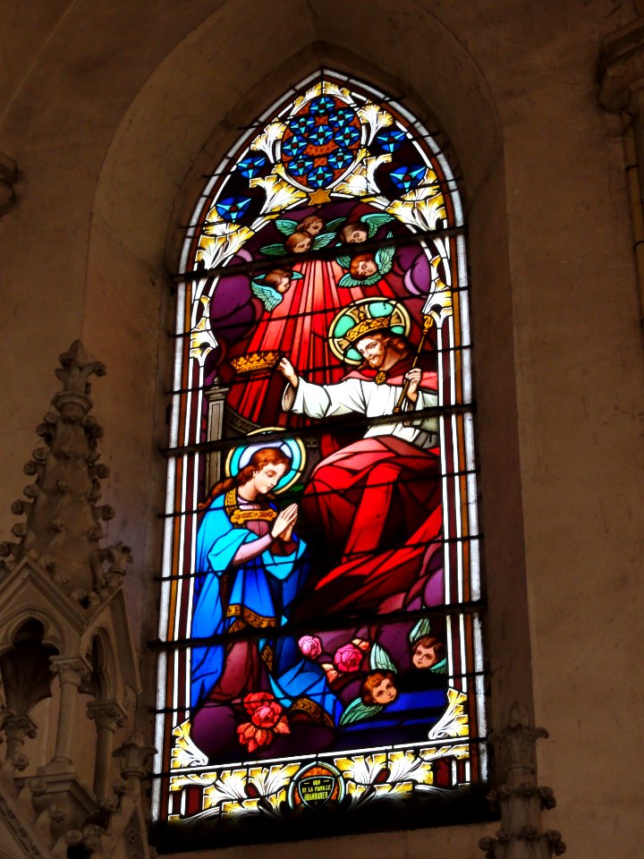 Les Paroches (Meuse) Église de l'Invention-de-Saint-Étienne vitrail 03