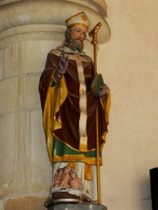 Les Paroches (Meuse) Église de l'Invention-de-Saint-Étienne statue Saint Nicholas photo