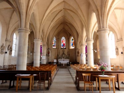 Les Paroches (Meuse) Église de l'Invention-de-Saint-Étienne intérieur photo