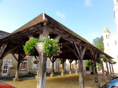 Les Ormes (Vienne) Halle PA00105573
