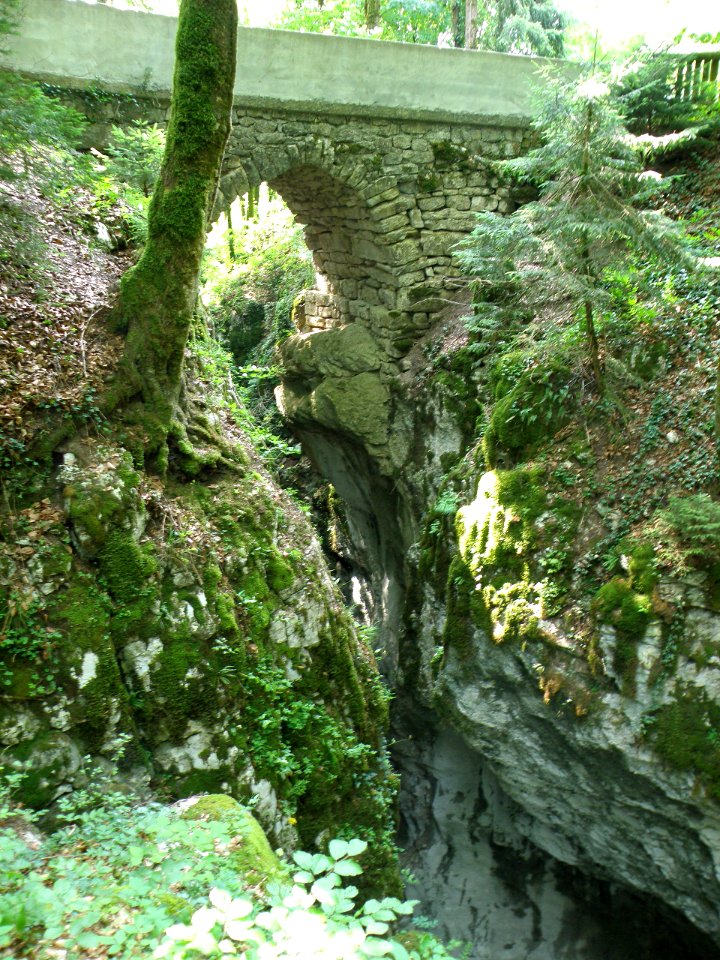 Lescheraines Pont du Diable