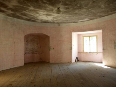 Leskovec Castle 05