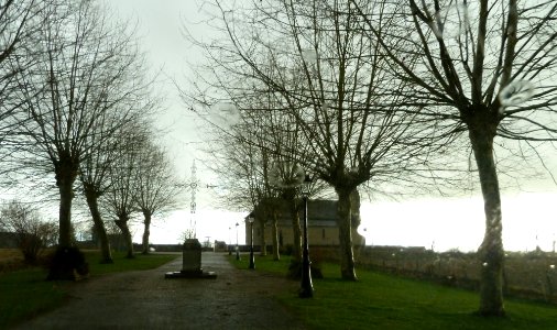 Lespourcy Eglise vue 1