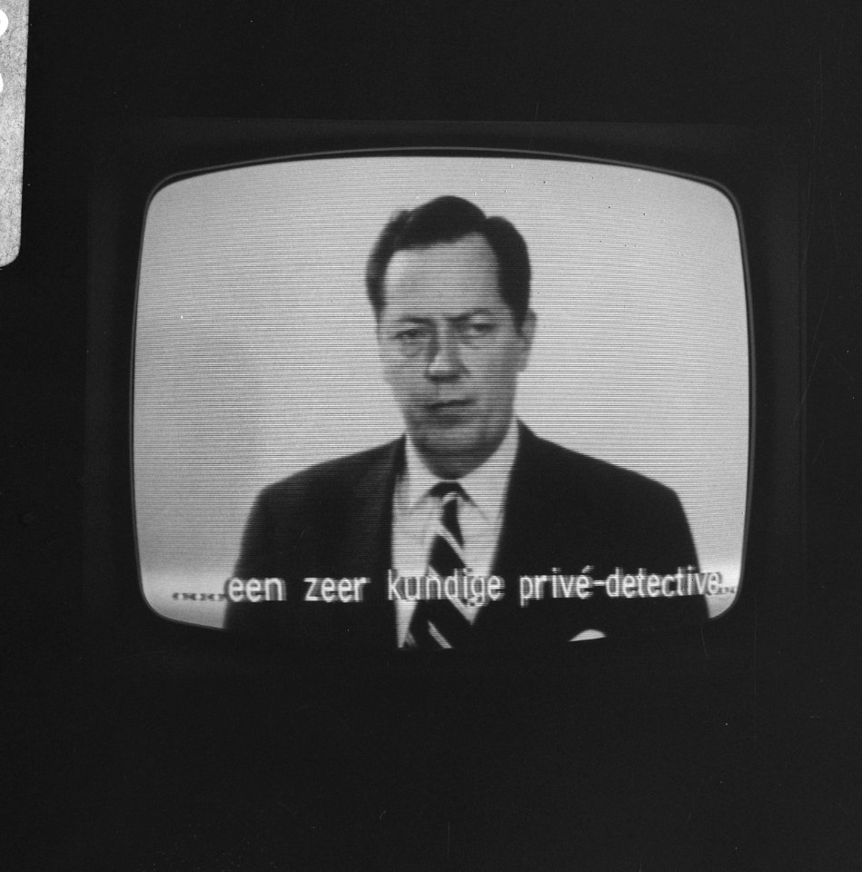 Lee Harvey Oswald deelt pro-Cuba-pamfletten uit in New-Orleans TV, Garisson Offi, Bestanddeelnr 920-1067