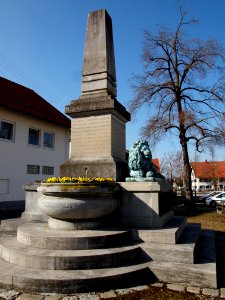 Leeder, Kriegerdenkmal photo