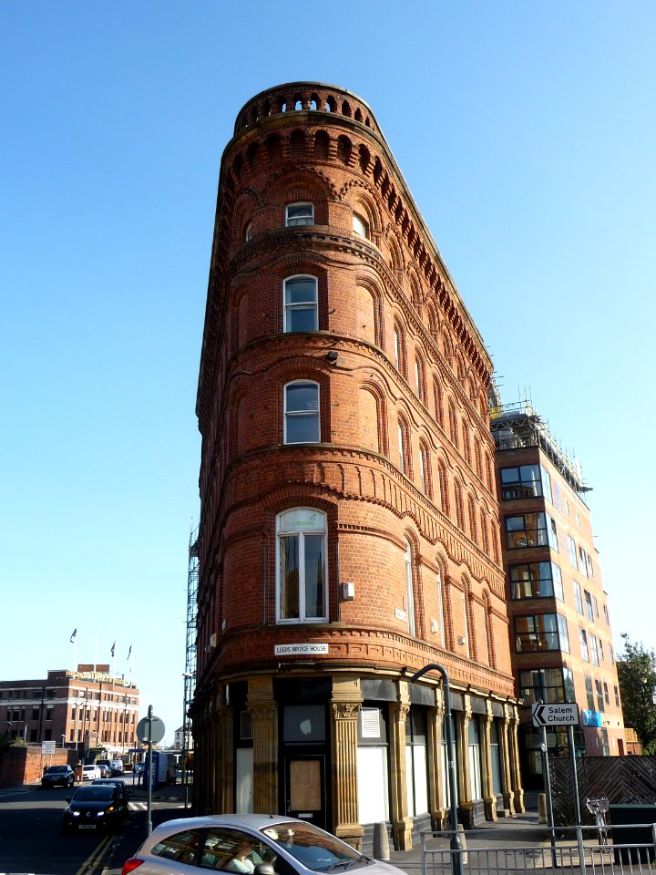 Leeds Bridge House 03